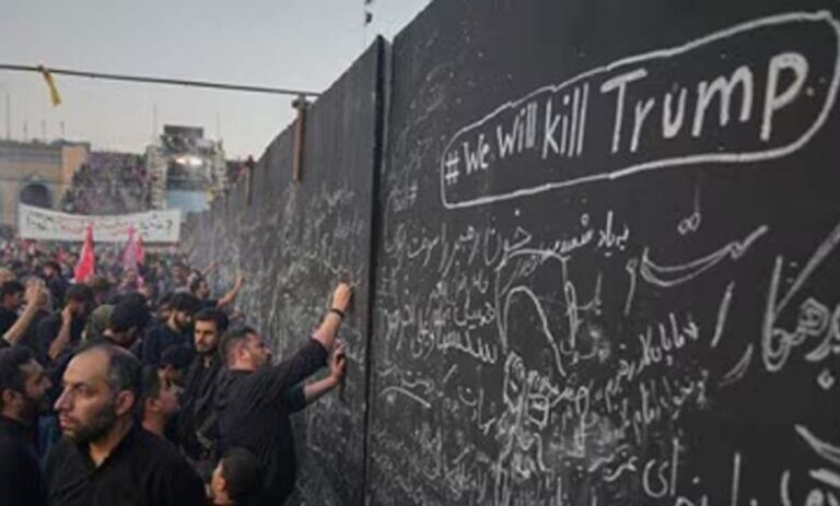 तेहरान-में-खामेनेई-के-जनाजे-के-दौरान-ट्रंप-के-खिलाफ-खुलेआम-धमकी,-भीड़-ने-लगाया-नारा