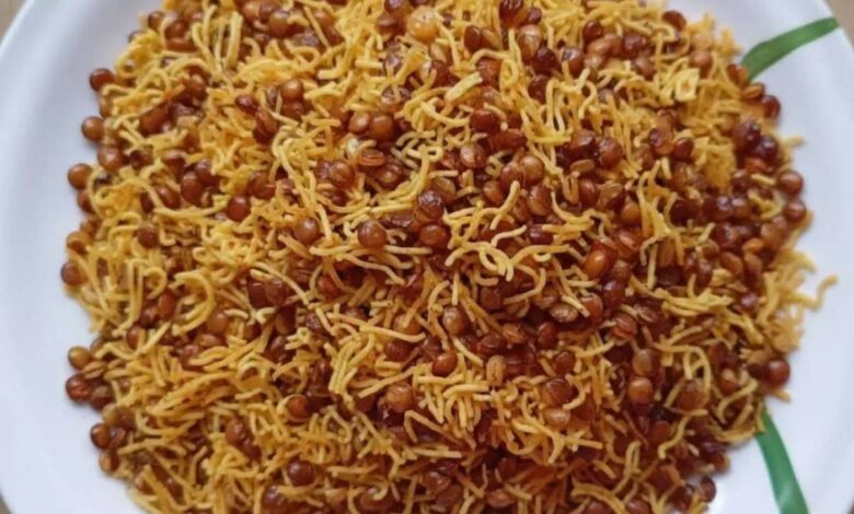 मसूर-दाल-नमकीन-रेसिपी:-बारिश-में-चाय-के-साथ-कुरकुरा-और-हेल्दी-स्नैक