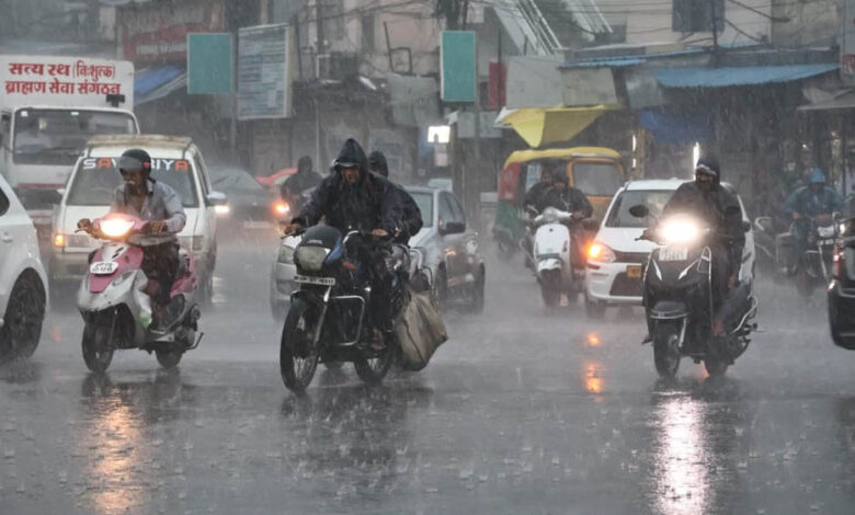mp-weather:-अगले-3-दिन-हल्की-बारिश,-फिर-अगले-हफ्ते-भारी-बारिश-का-अलर्ट;-30-जिलों-में-सामान्य-से-ज्यादा-बरसात