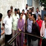 ओडिशा-के-मंत्रीनाइक-ने-मुगलिया-हाट-गांव-में-ग्रामीण-पेयजल-व्यवस्था-का-किया-अवलोकन
